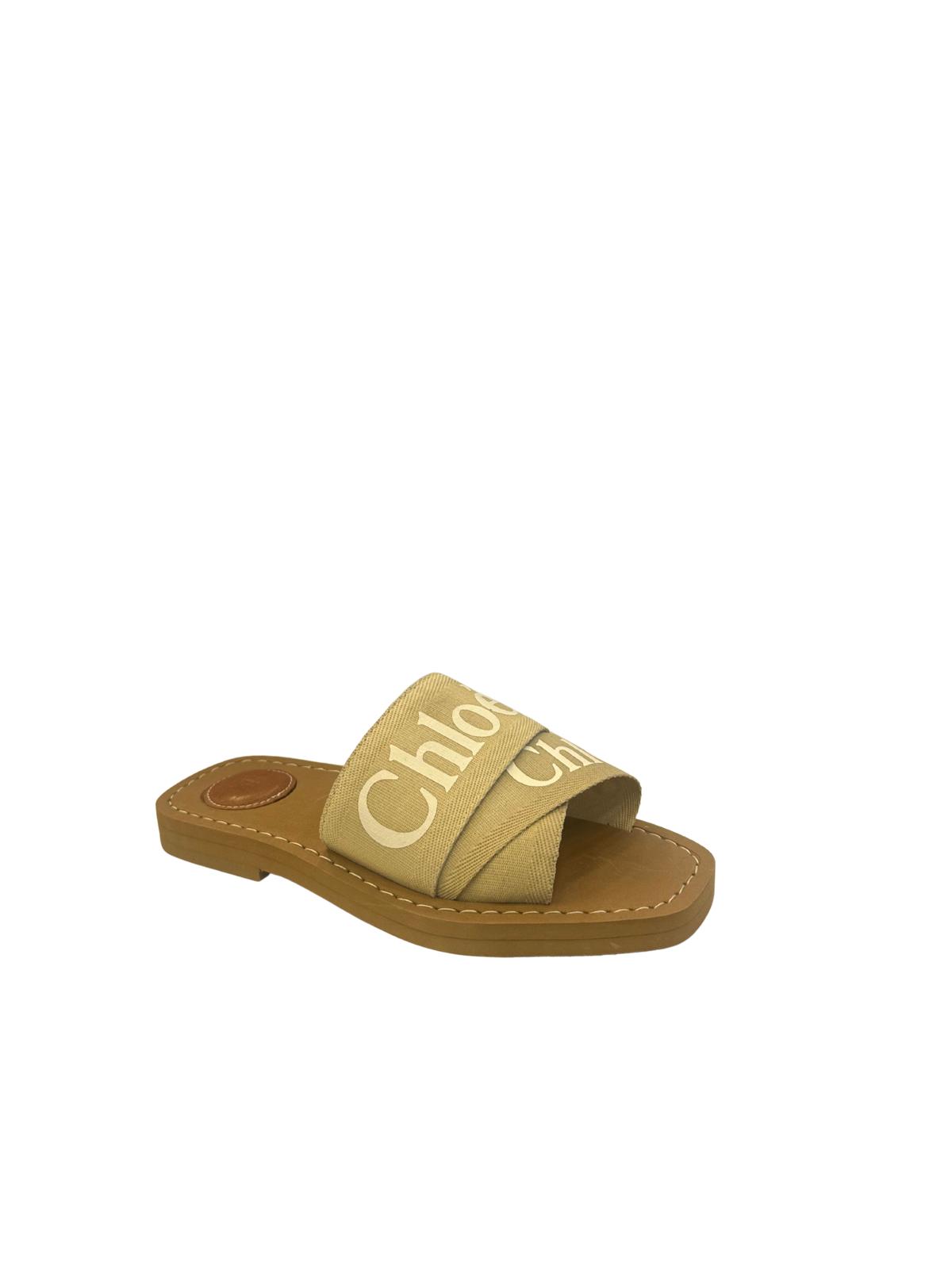 CHLOE SLIDER