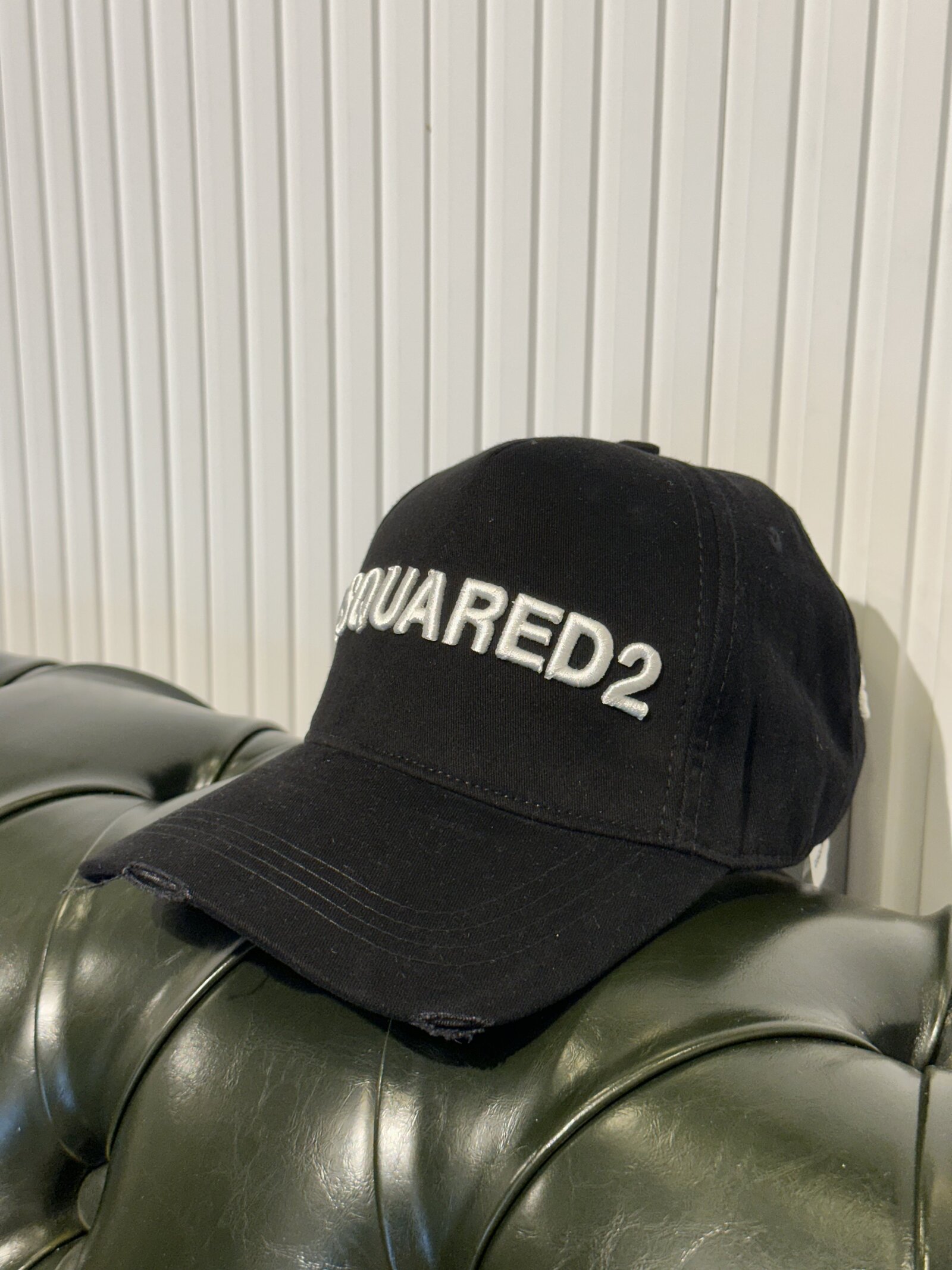Dsquared2 HAT