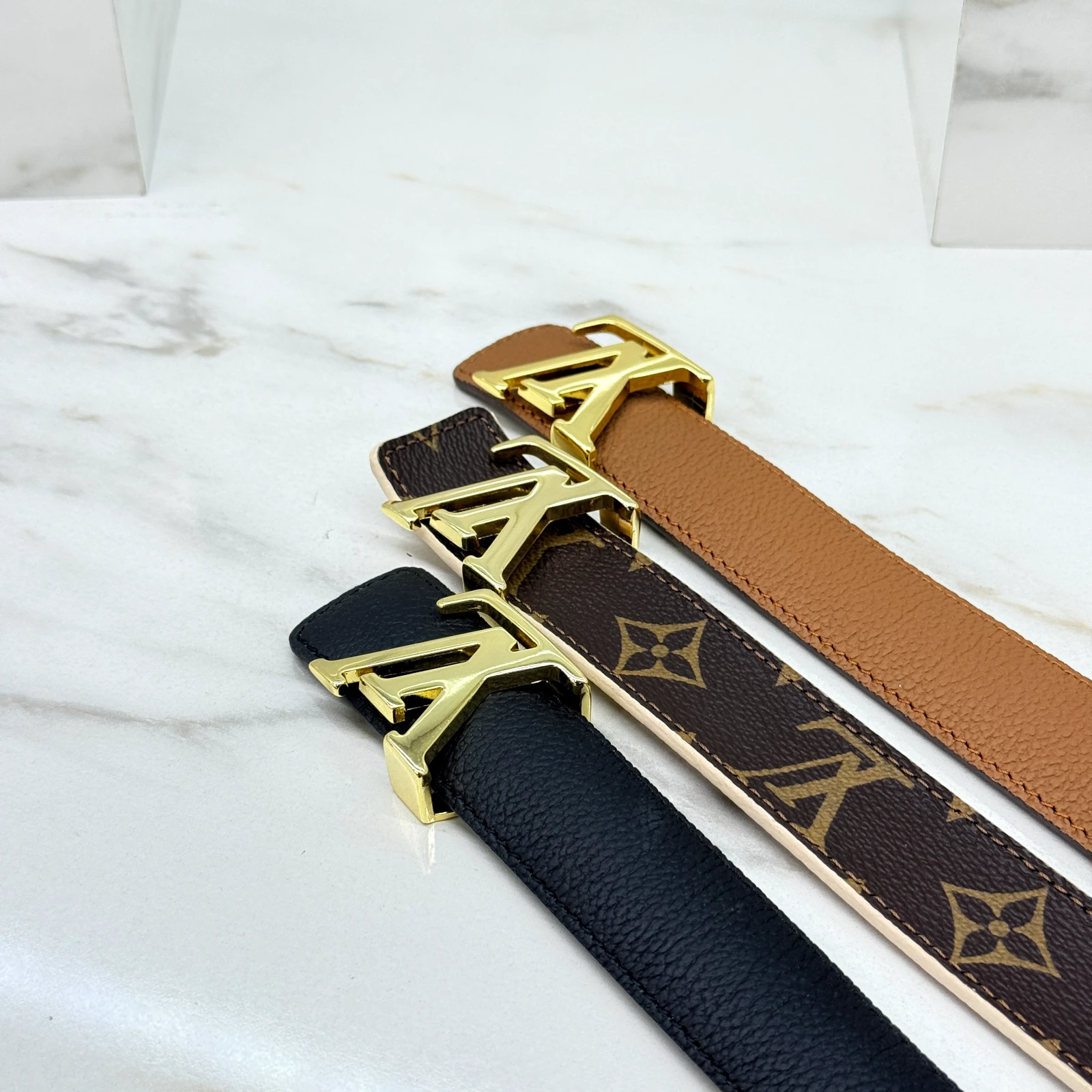 LOUIS VUITTON BELT