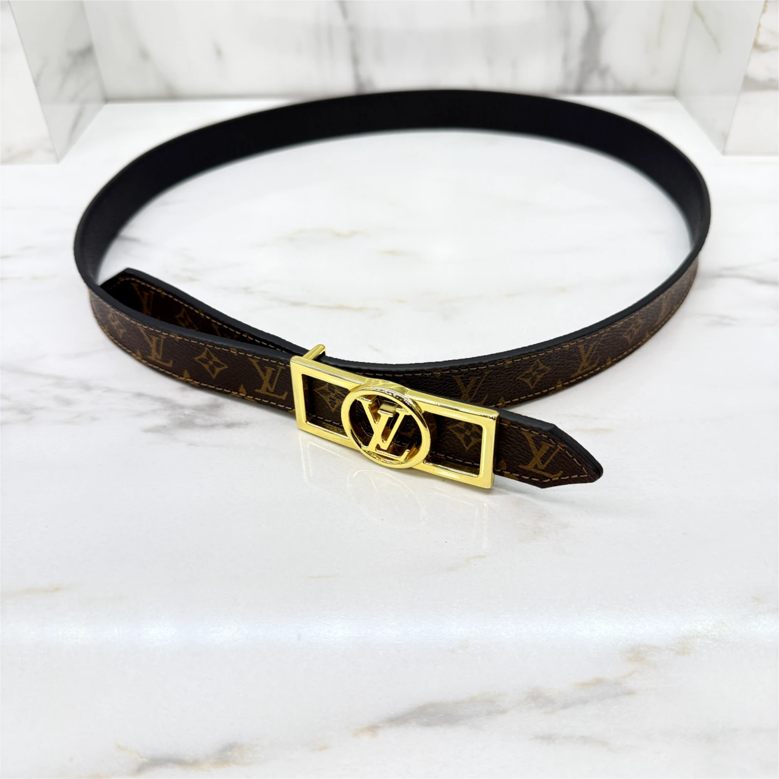 LOUIS VUITTON BELT