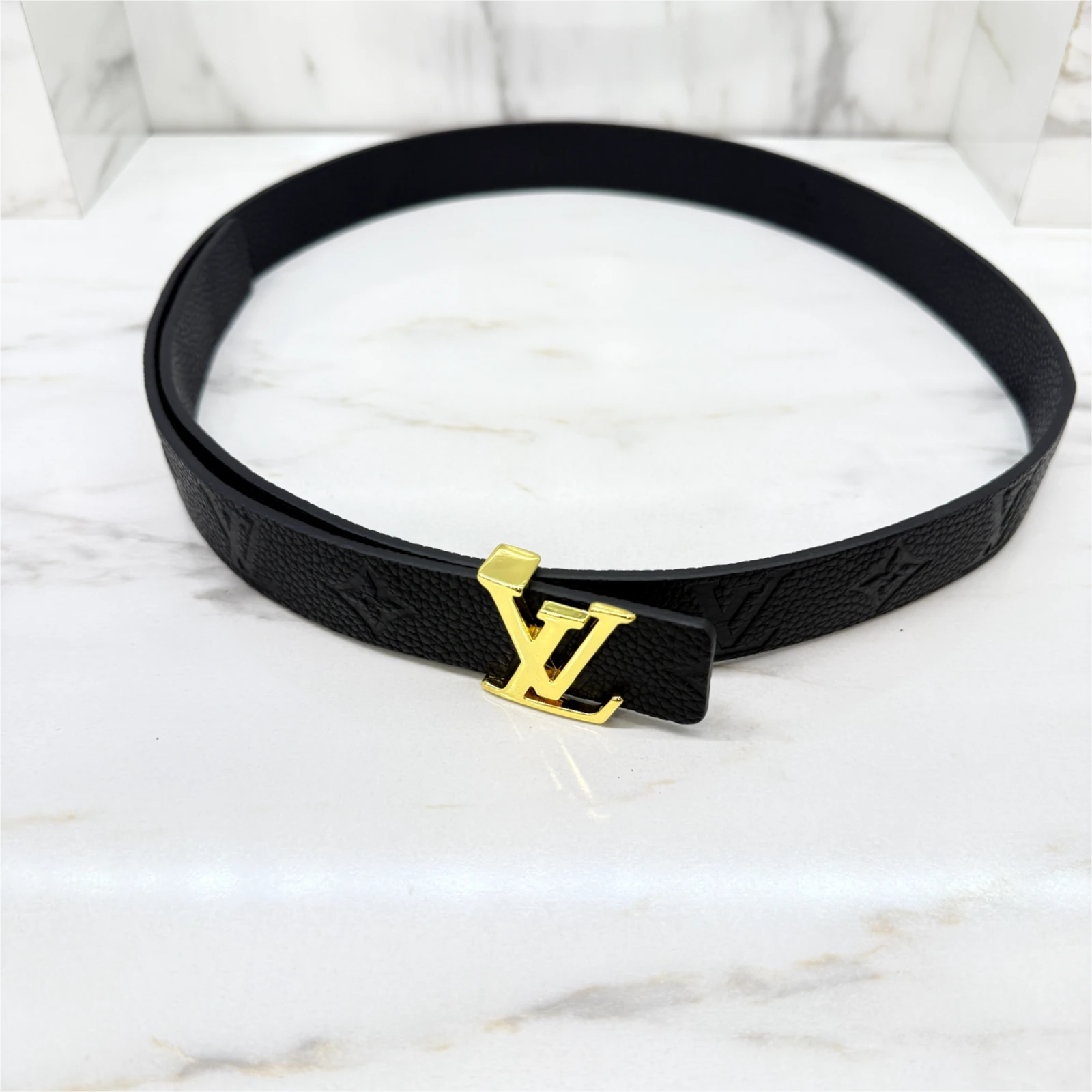 LOUIS VUITTON BELT