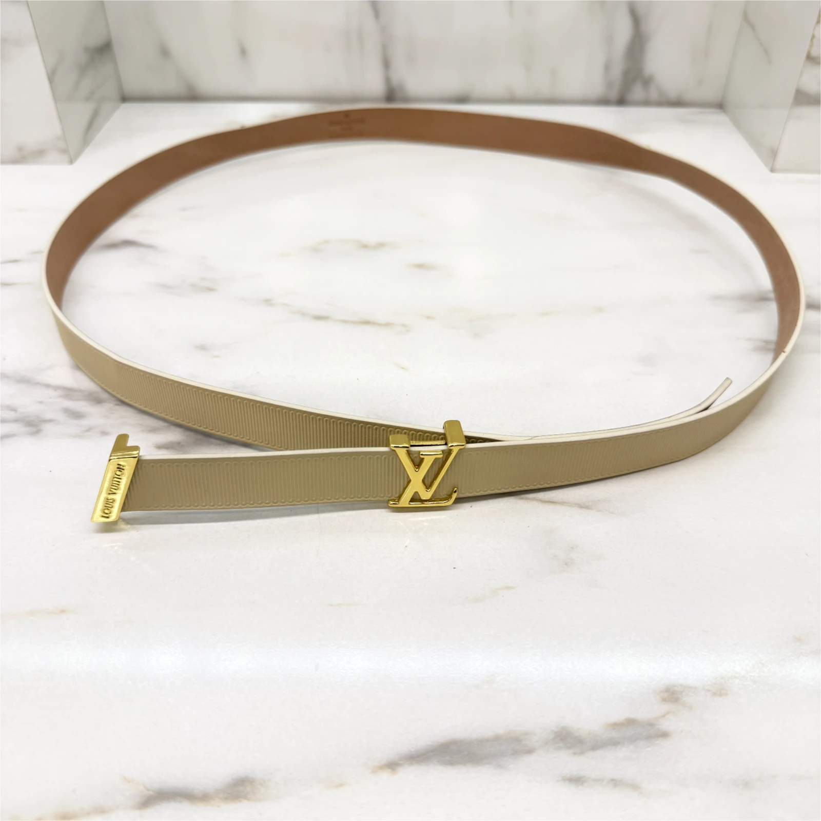 LOUIS VUITTON BELT