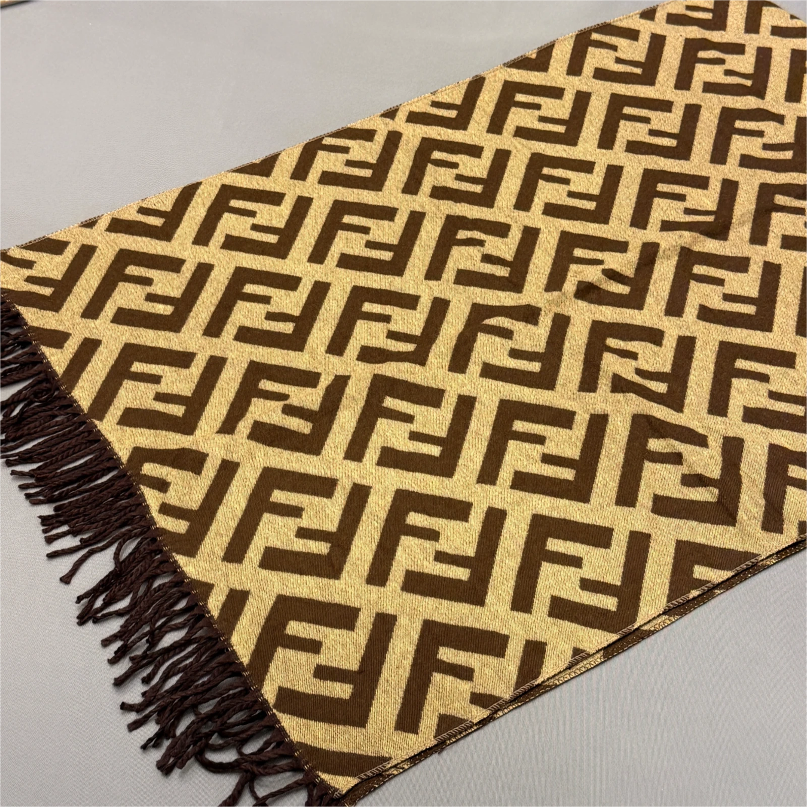 GAZELLE PORT 1048408