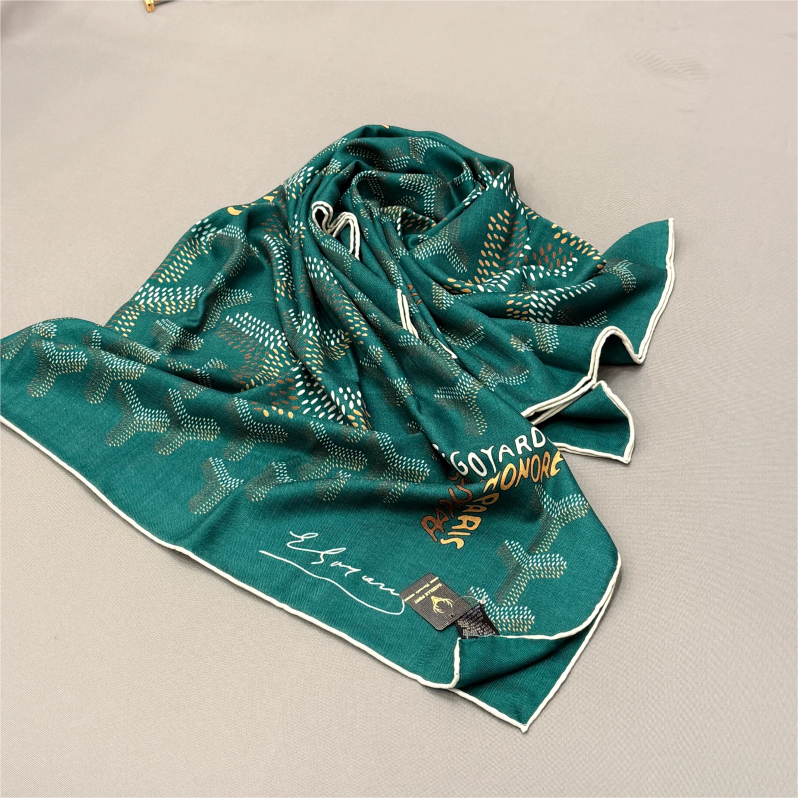 GAZELLE PORT 1048471