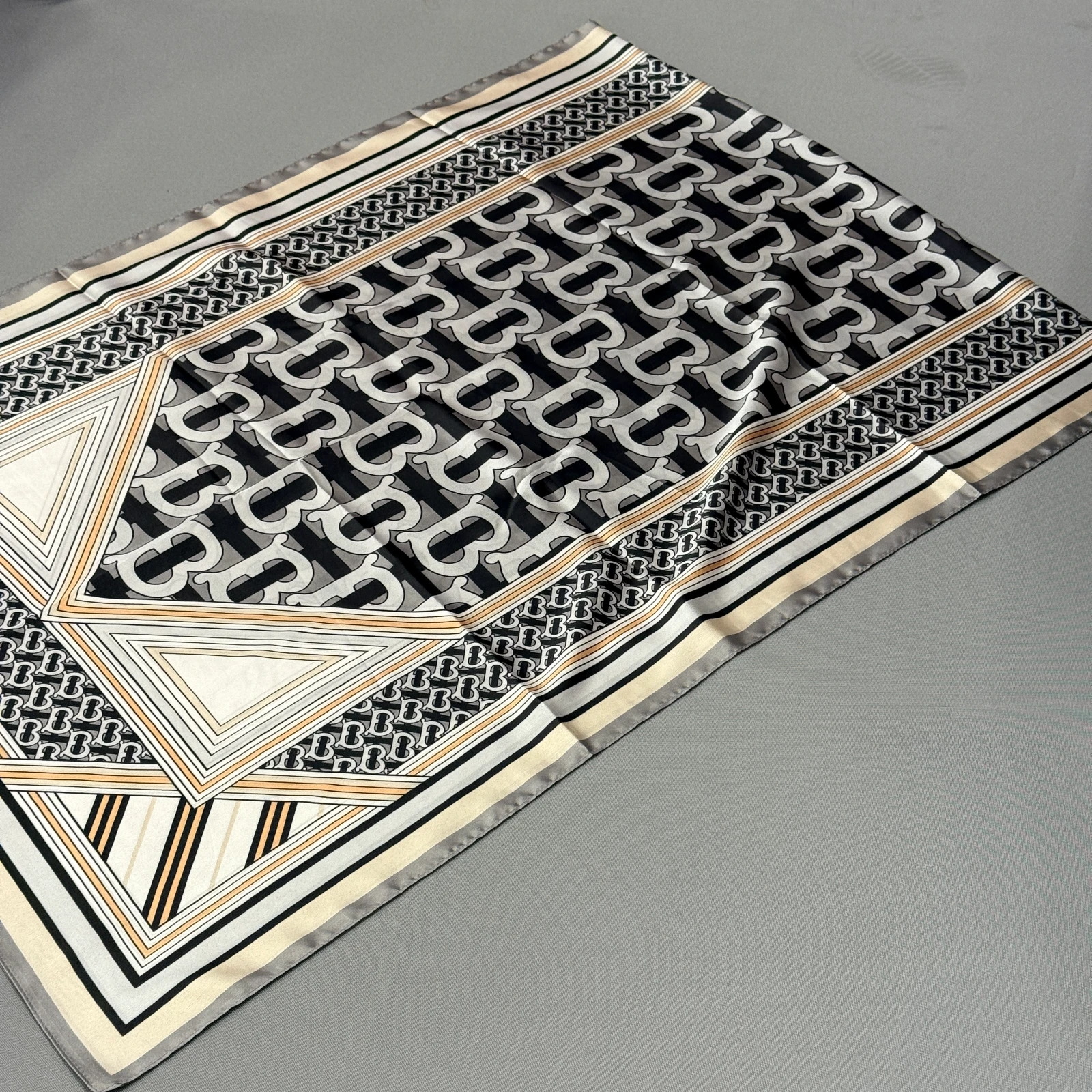 GAZELLE PORT 1048530