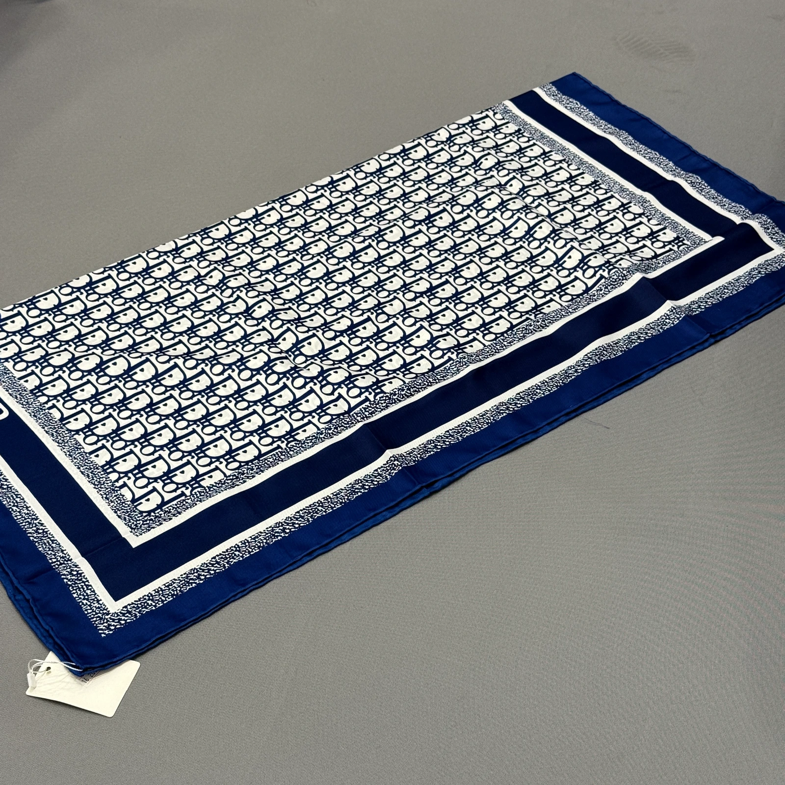 GAZELLE PORT 1048532