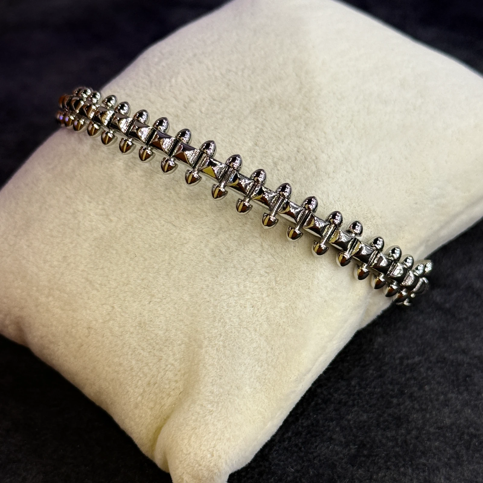 GAZELLE PORT 1051311