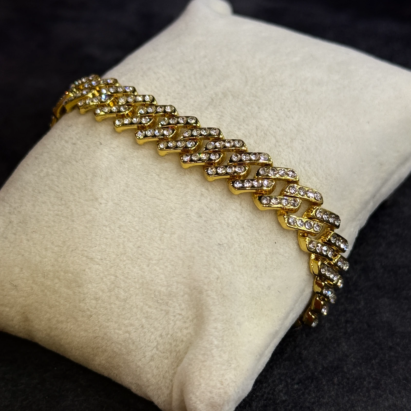 GAZELLE PORT 1051534