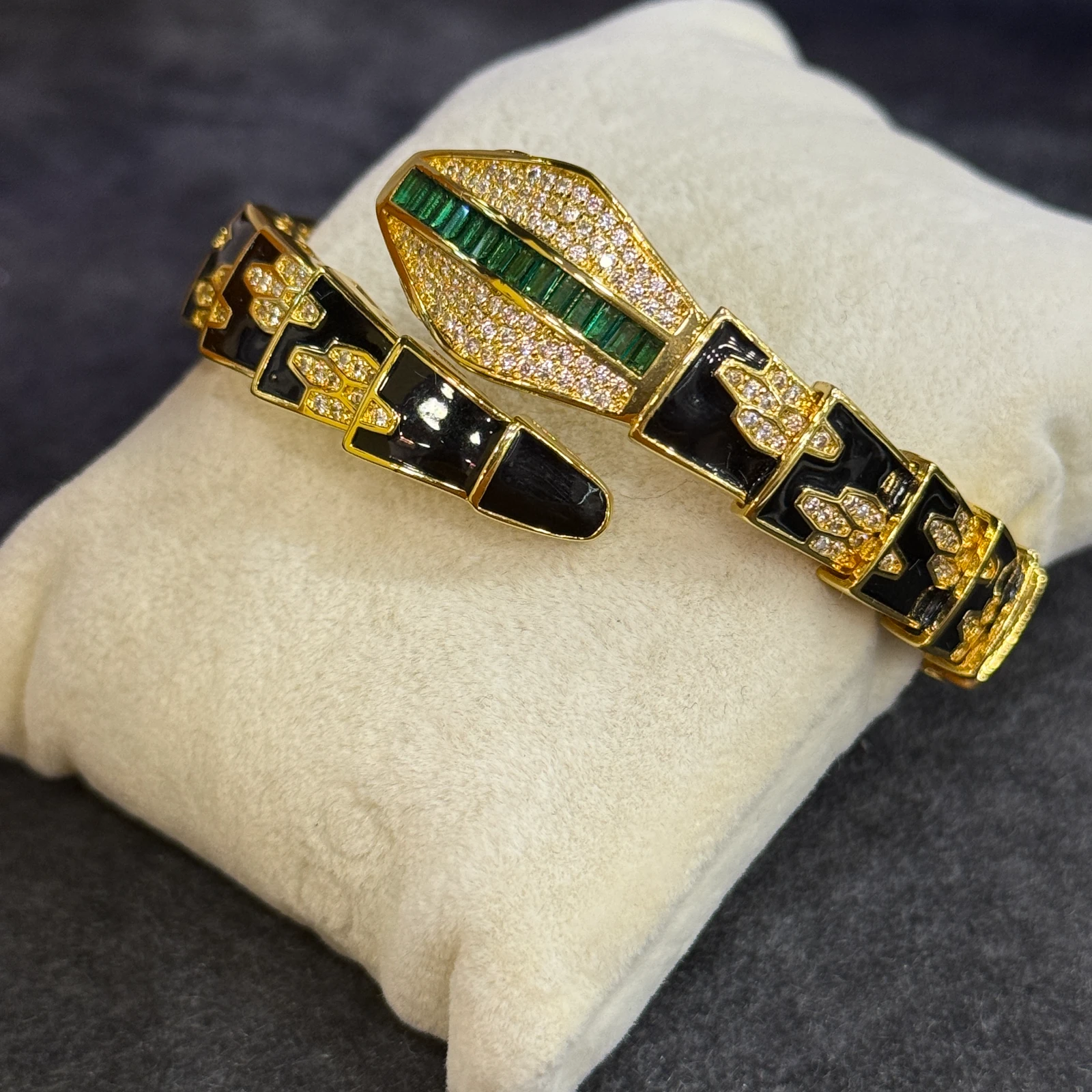 GAZELLE PORT 1051581