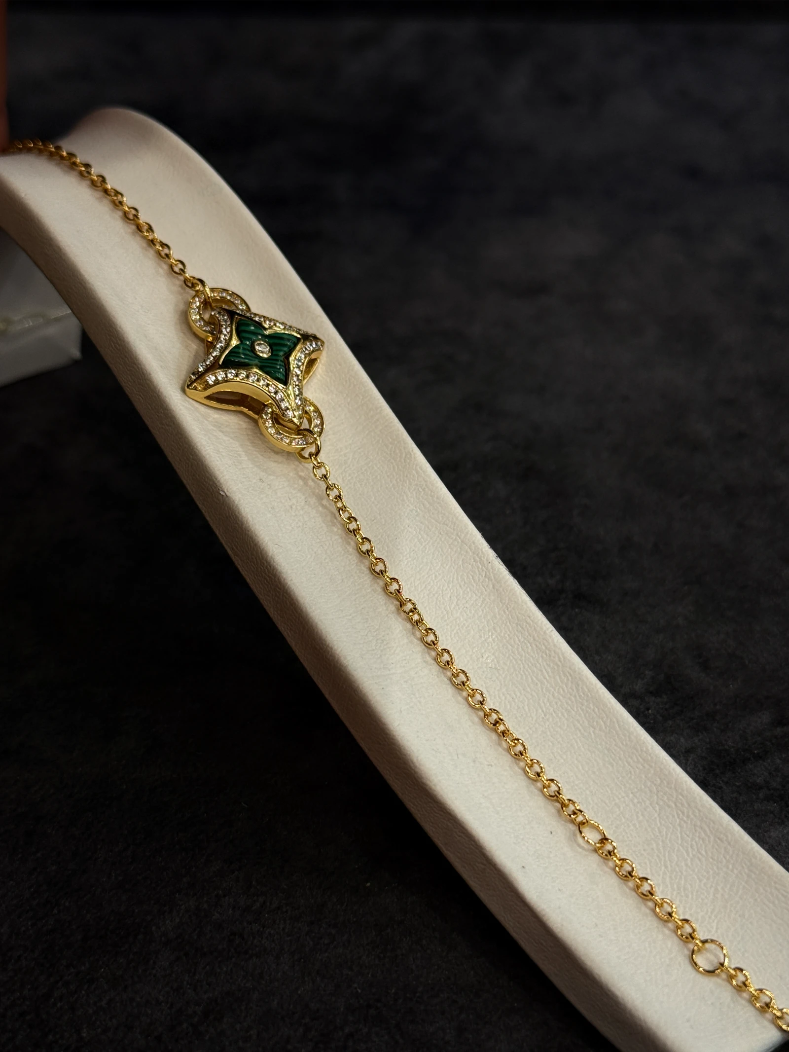 GAZELLE PORT 1051659