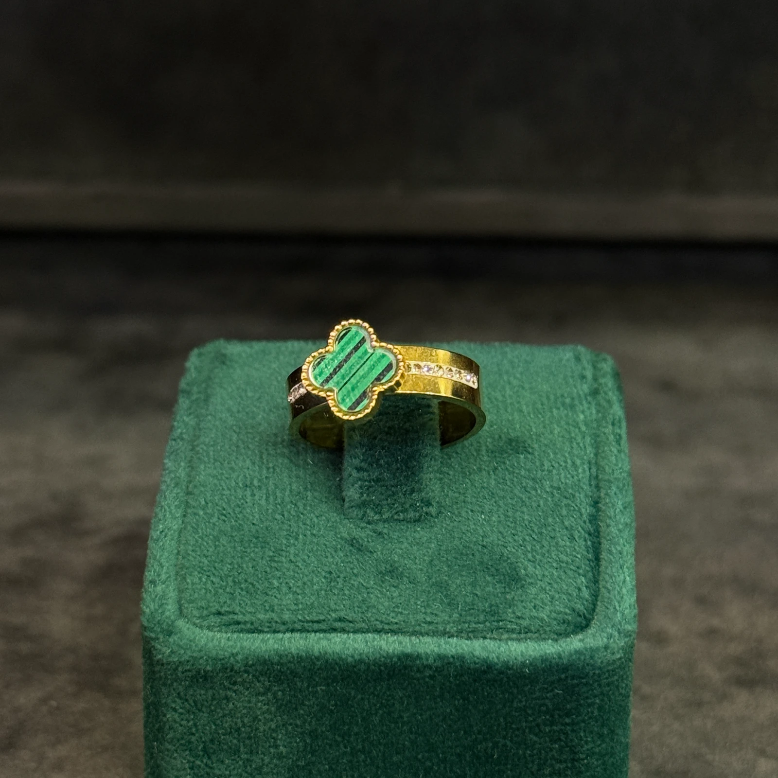 GAZELLE PORT 1053820