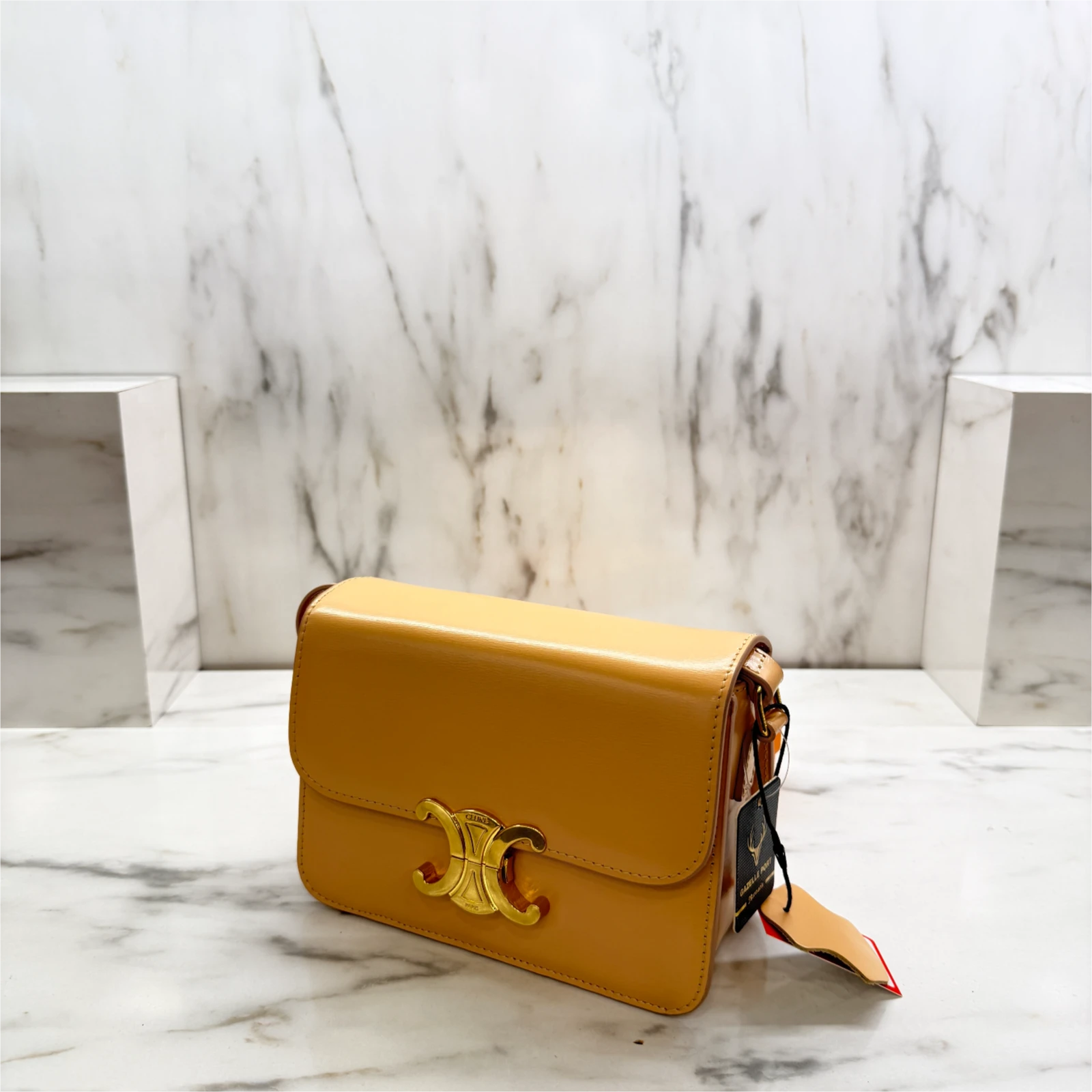 GAZELLE PORT 1054036