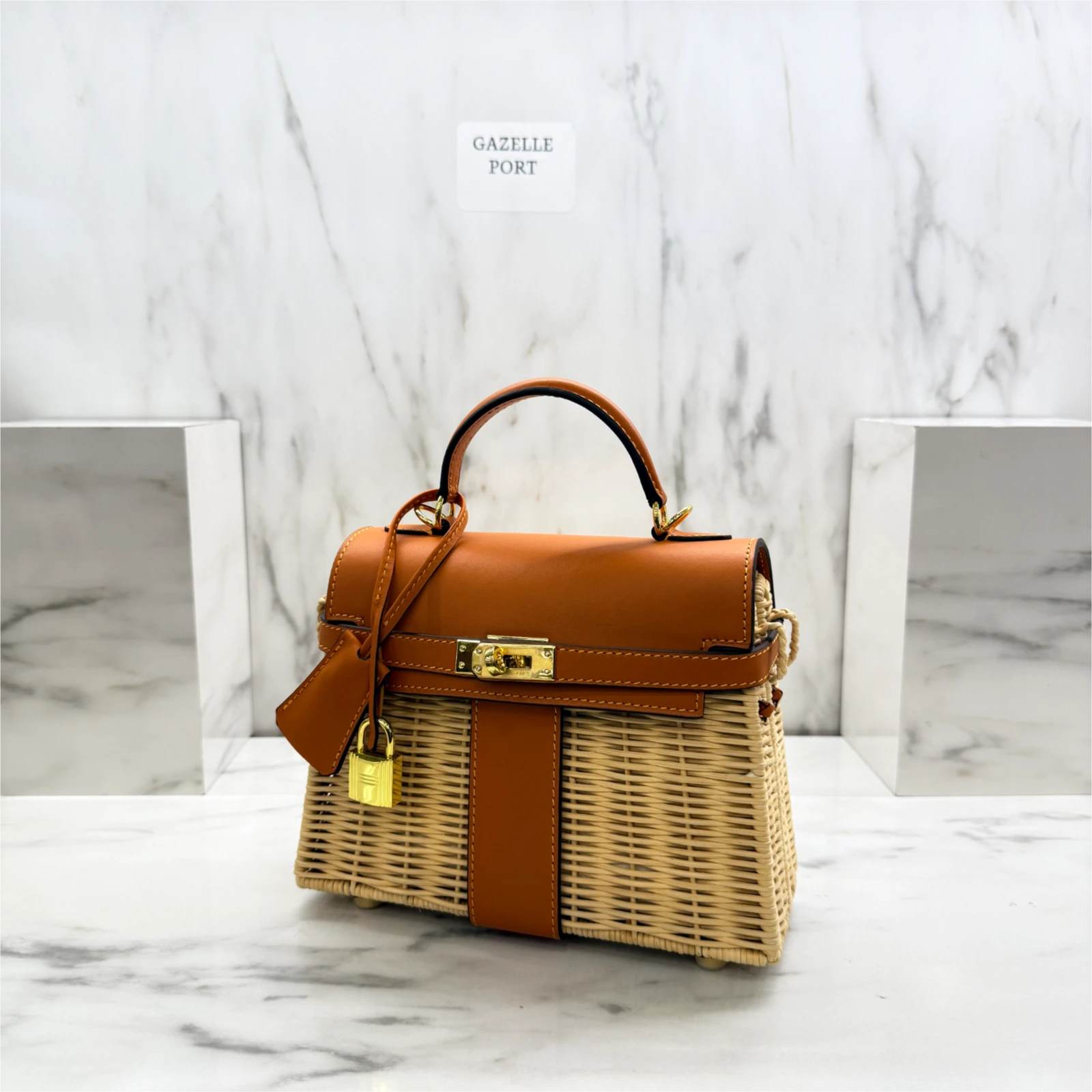 GAZELLE PORT 1054597