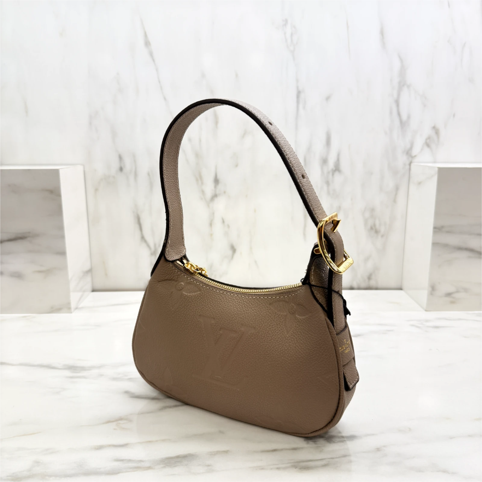 GAZELLE PORT 1054881