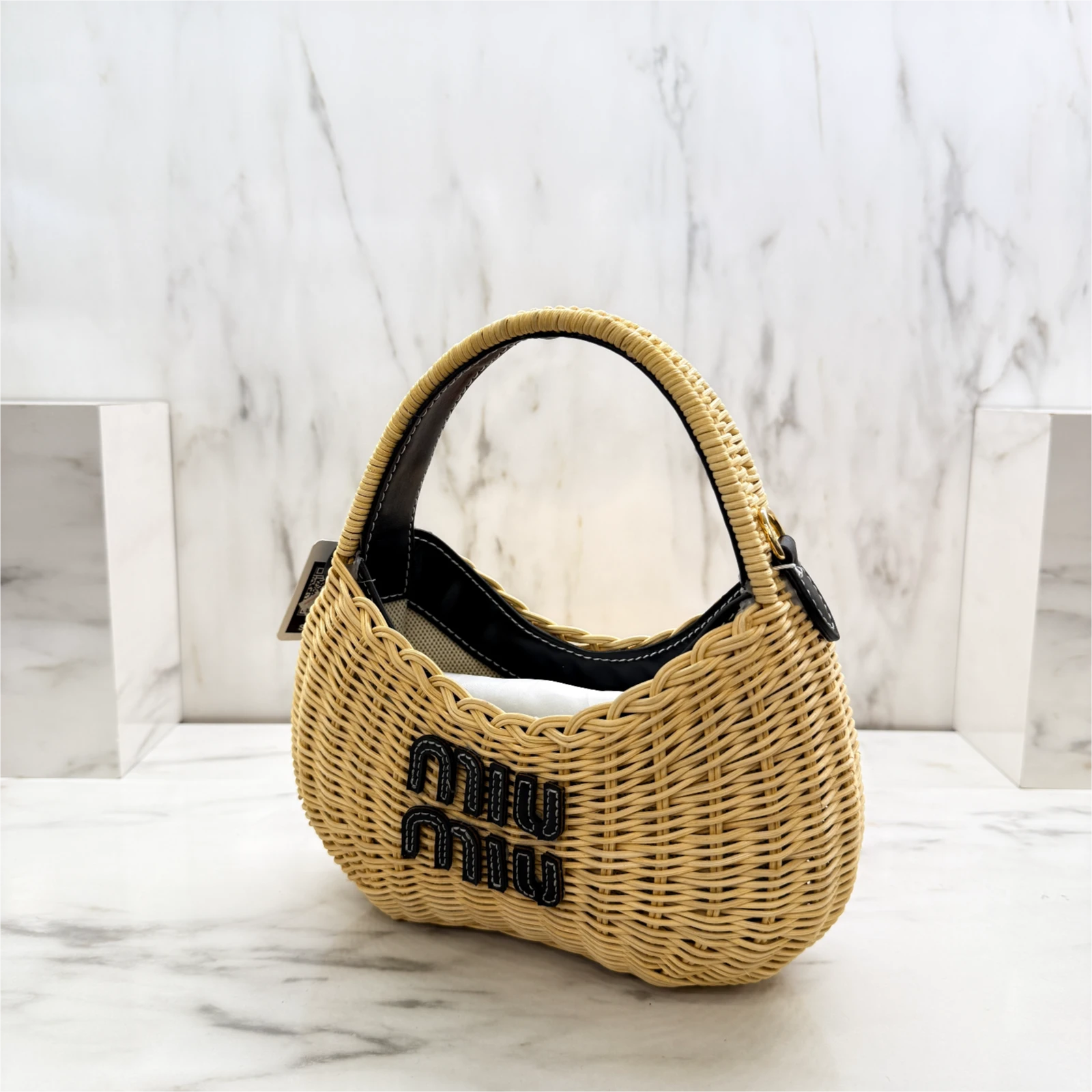 GAZELLE PORT 1054944